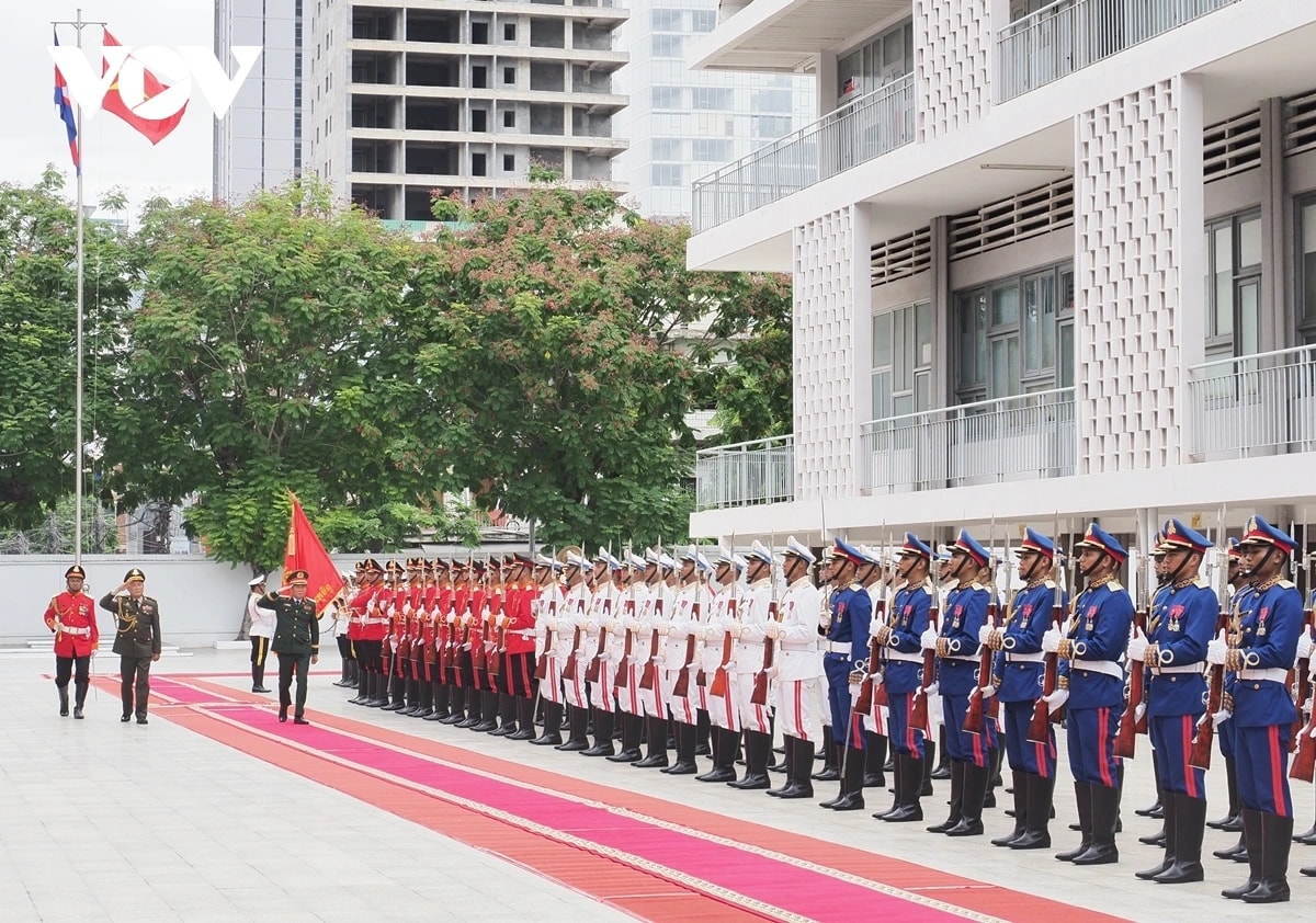 hop tac quoc phong viet nam-campuchia ngay cang thuc chat va hieu qua hinh anh 5