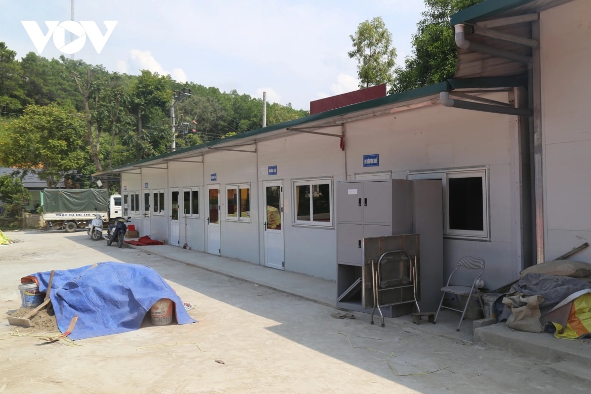 vuot kho de phuc vu nguoi dan tot hon hinh anh 1