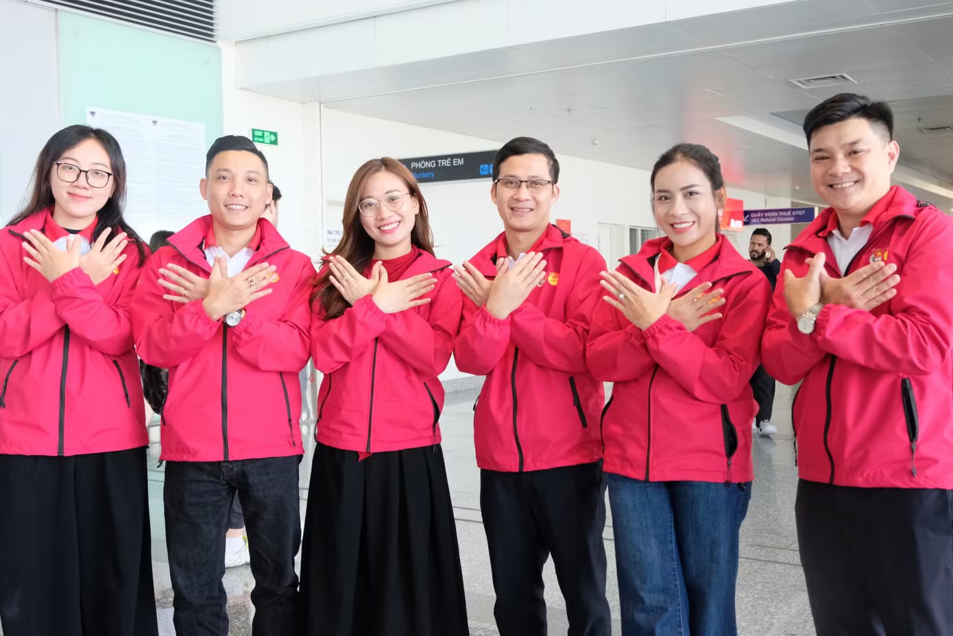Gần 200 đại biểu thanh niên Việt Nam tham gia Hành trình đỏ nghiên cứu, học tập tại Trung Quốc lần thứ 2 - Ảnh 4.