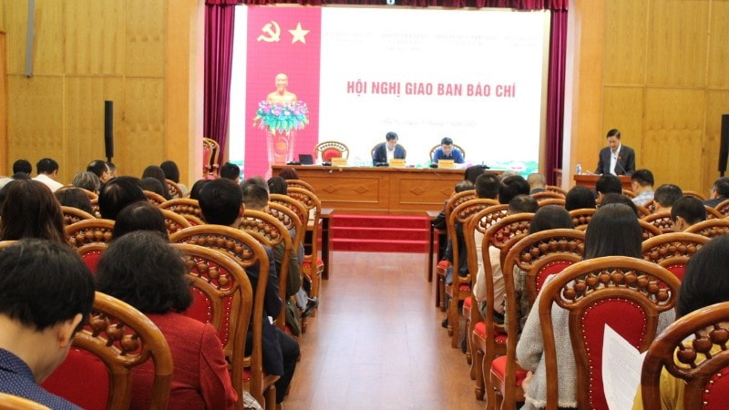 giao-ban-1772515150506254947280.jpg