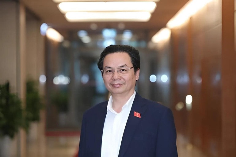 gs-hoang-van-cuong-1037.jpg