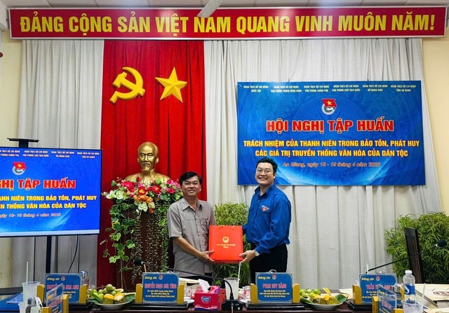 bcp.cdnchinhphu.vn-thumb_w-640-350555282988298240-2026-4-21-_hinh2-17767843566011808689096.jpg