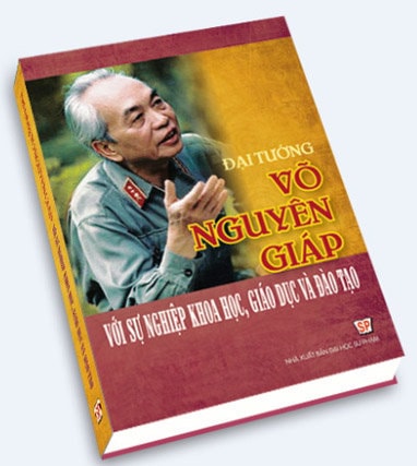 Vo nguyen giáp sách