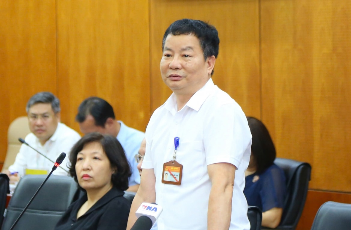 can bo doi du sau khi sap xep thon, to dan pho huong che do ra sao hinh anh 1