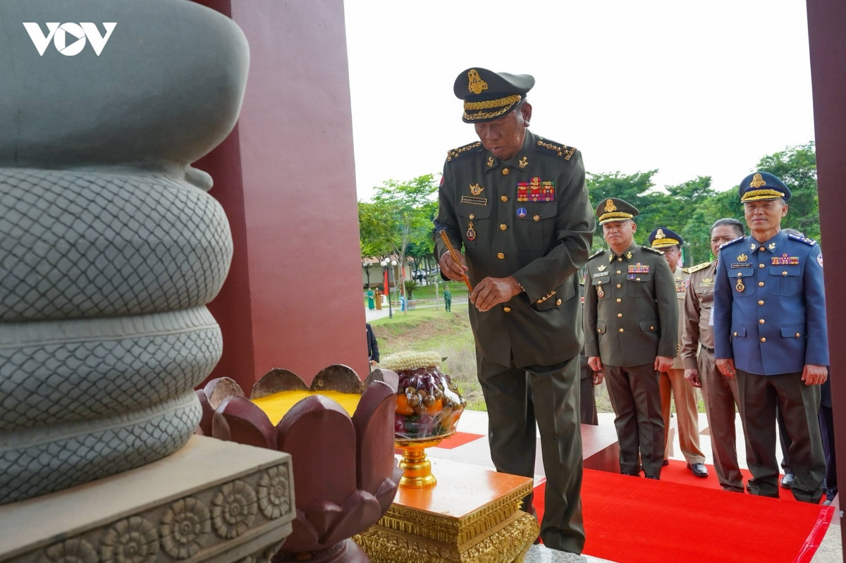 moi am muu chia re tinh huu nghi campuchia - viet nam deu se that bai hinh anh 3