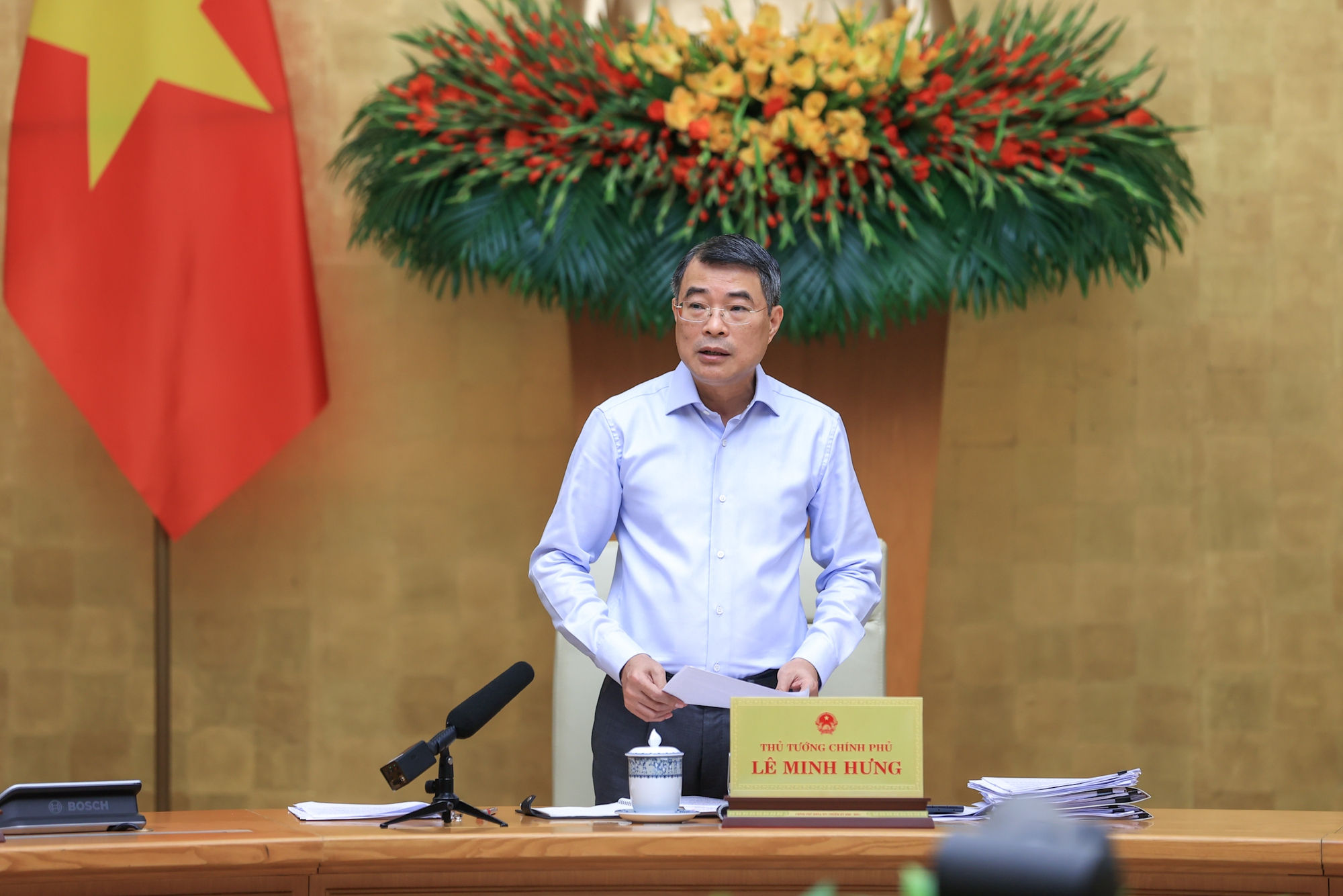 Thủ tướng Lê Minh Hưng: Không đẩy khó khăn cho người dân, doanh nghiệp trong thiết kế chính sách và xây dựng pháp luật- Ảnh 8.