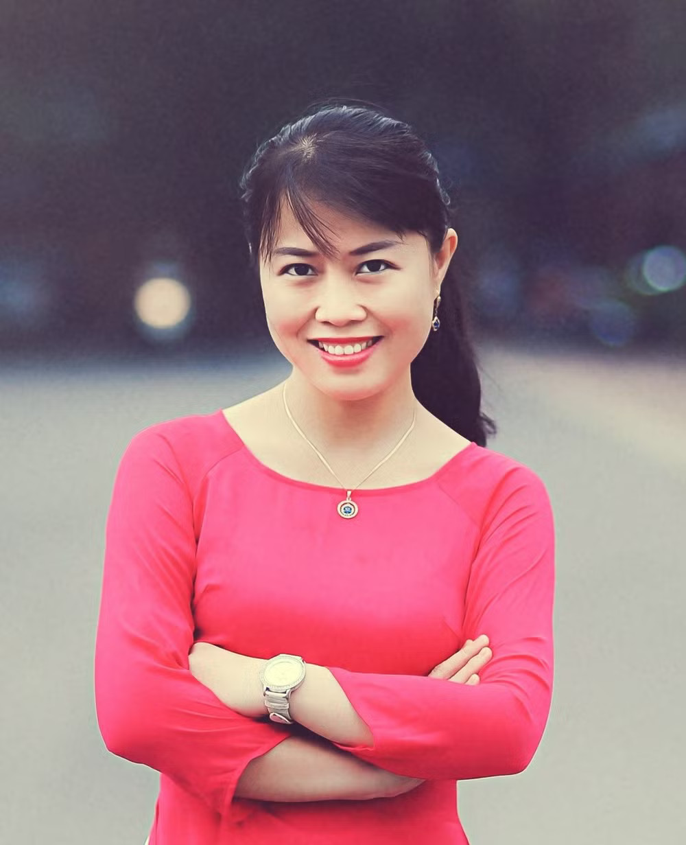 Tiến sĩ Tạ Hoàng Mai Anh, Phó Trưởng khoa Nghệ thuật, Trường đại học Sư phạm Hà Nội 5-7808.jpg
