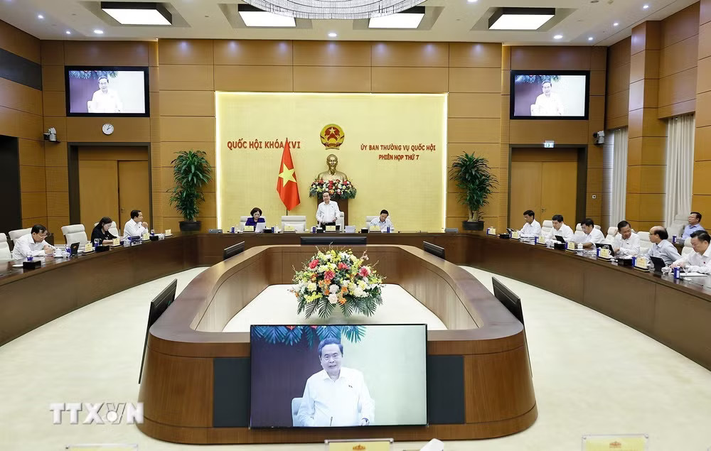 Khai mạc Phiên họp thứ 7 của Ủy ban Thường vụ Quốc hội- Ảnh 2.