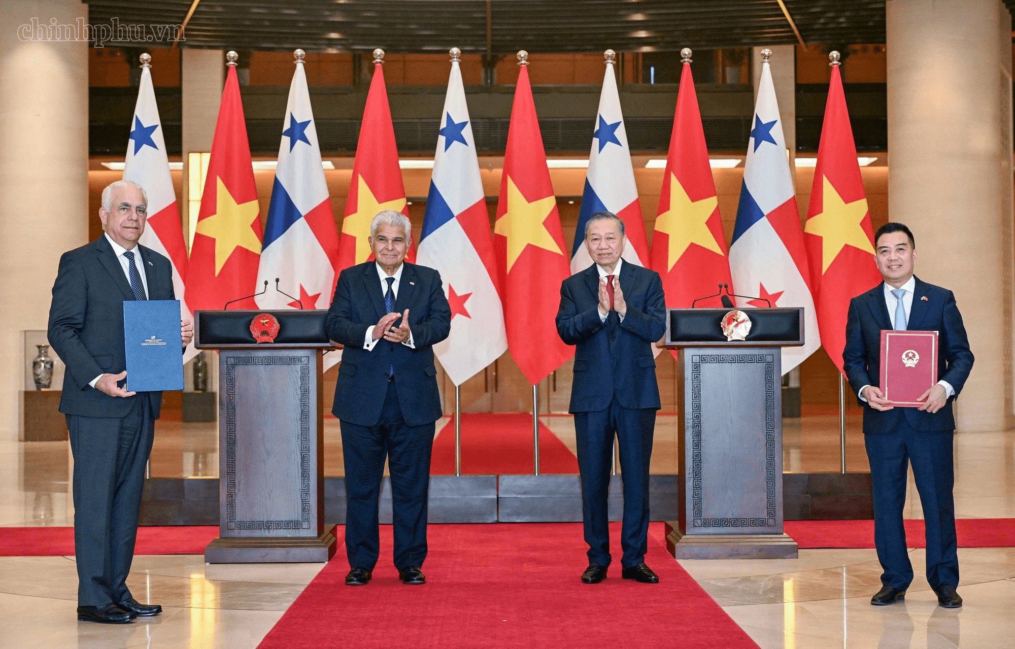 Tổng Bí thư, Chủ tịch nước Tô Lâm và Tổng thống Panama chứng kiến Lễ trao các văn kiện hợp tác- Ảnh 2.