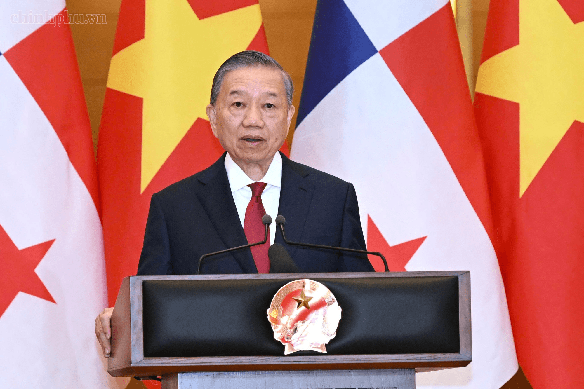 Tổng Bí thư, Chủ tịch nước Tô Lâm và Tổng thống Panama gặp gỡ báo chí sau hội đàm- Ảnh 2.