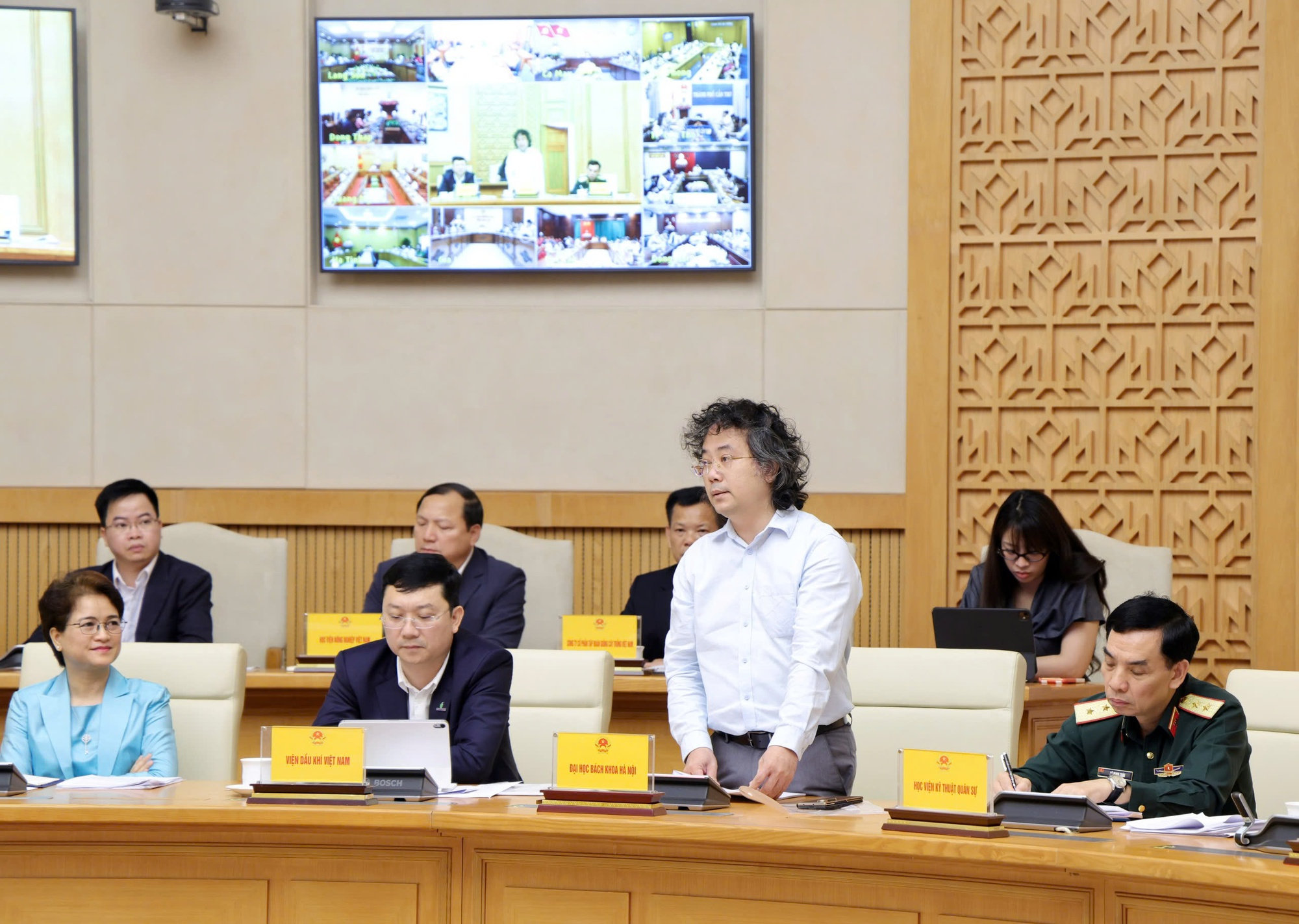 Năm 2027, ít nhất 30% đề tài nghiên cứu phải gắn với doanh nghiệp- Ảnh 5.