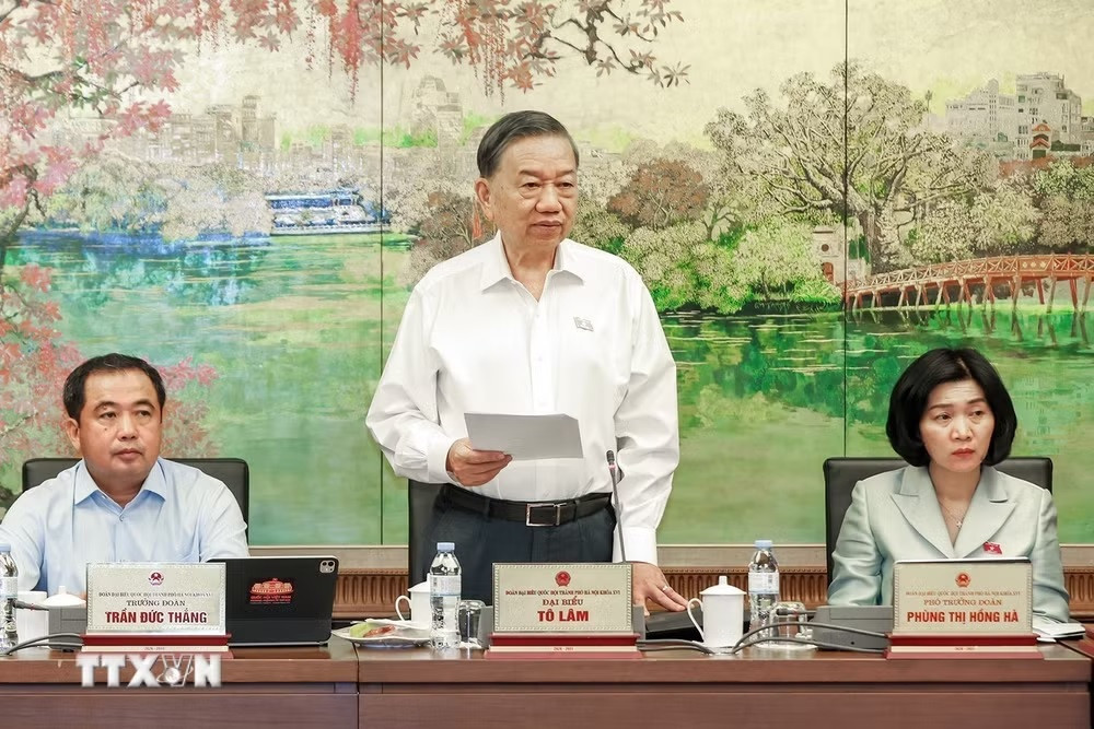 Tổng Bí thư, Chủ tịch nước Tô Lâm: Cắt giảm thủ tục phải đi đôi với kiểm soát an toàn- Ảnh 1.