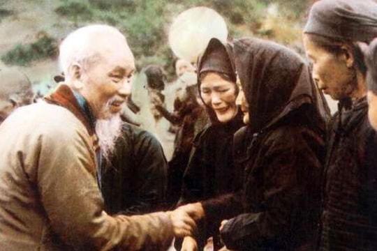 “Công bộc của dân”- lời dạy của Bác trong xây dựng Chính phủ và chính quyền địa phương hai cấp hiện nay