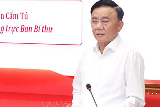 Thường trực Ban Bí thư Trần Cẩm Tú trao đổi chuyên đề về xây dựng Đảng với các Ủy viên Trung ương Đảng khóa XIV