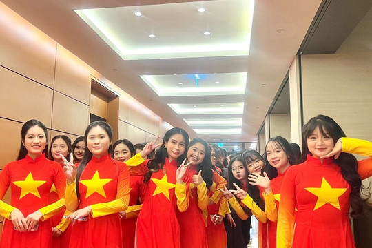 Hoàn thiện hệ sinh thái giáo dục nghệ thuật hiện đại - Chuyên đề " Dịch chuyển phương pháp, chú trọng nguồn lực"